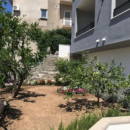 Tonkita With Jacuzzi * מאקרסקה