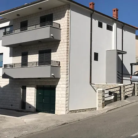 Tonkita With Jacuzzi