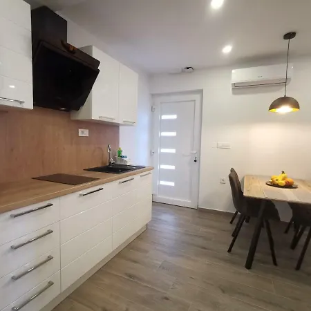 דירה Tonkita With Jacuzzi *