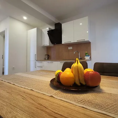 Tonkita With Jacuzzi * מאקרסקה