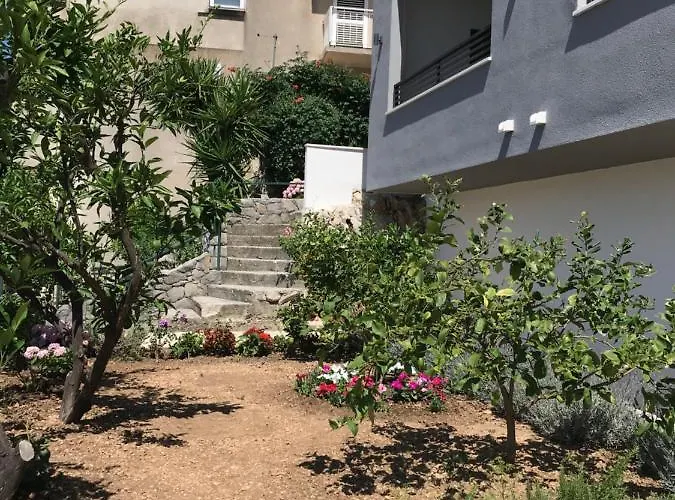 Tonkita With Jacuzzi * Makarska