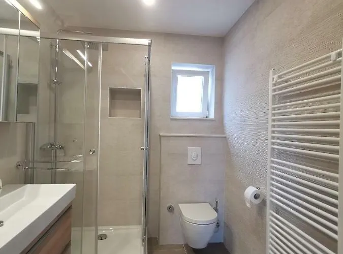 Tonkita With Jacuzzi Daire Makarska