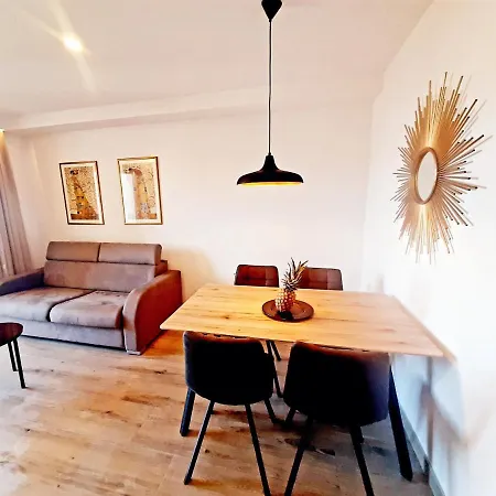 Tonkita With Jacuzzi Makarska