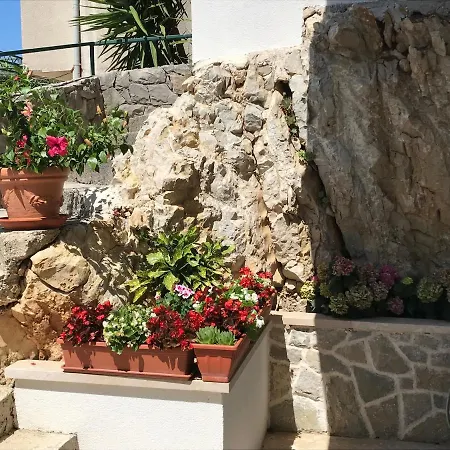 Tonkita With Jacuzzi *