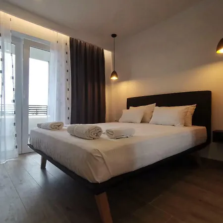 Апартаменти Tonkita With Jacuzzi *