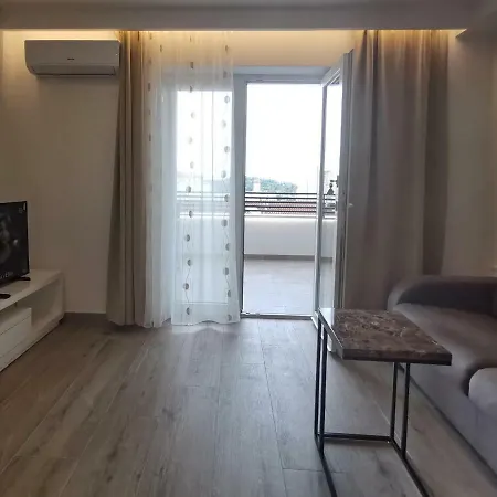 Tonkita With Jacuzzi Apartment *