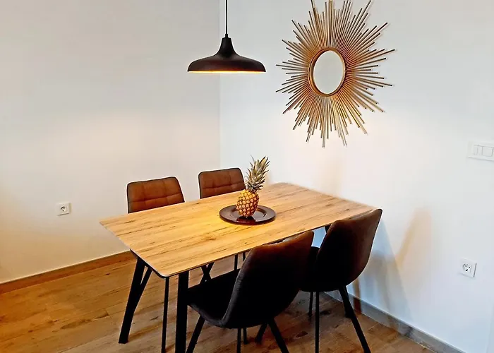 Tonkita With Jacuzzi *