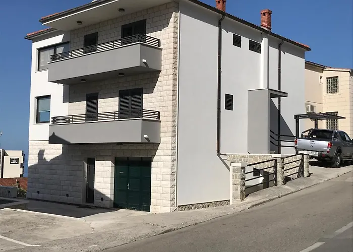 Tonkita With Jacuzzi