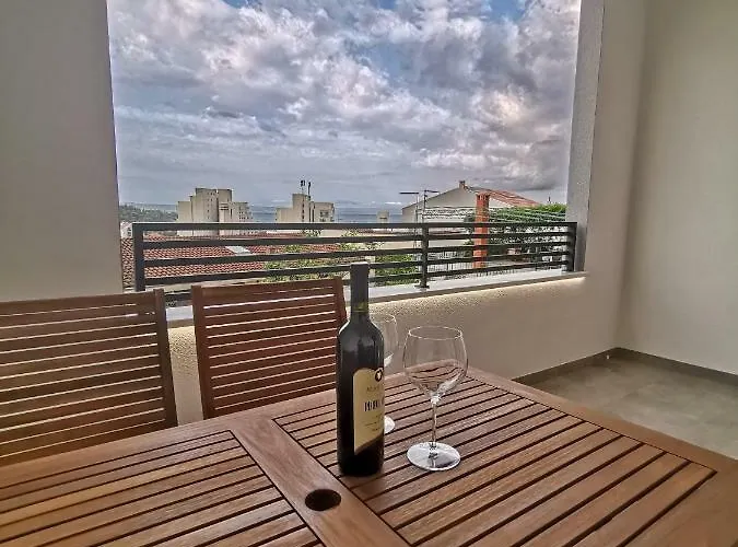 Tonkita With Jacuzzi Appartement