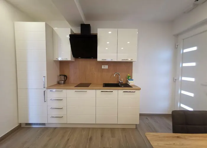 Tonkita With Jacuzzi * 马卡尔斯卡