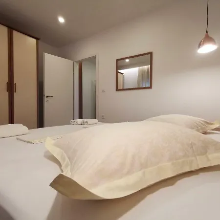 Apartment Tonkita With Jacuzzi *